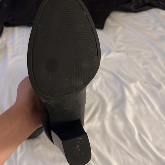 Michael kors black boots ! - Picture 4 of 4